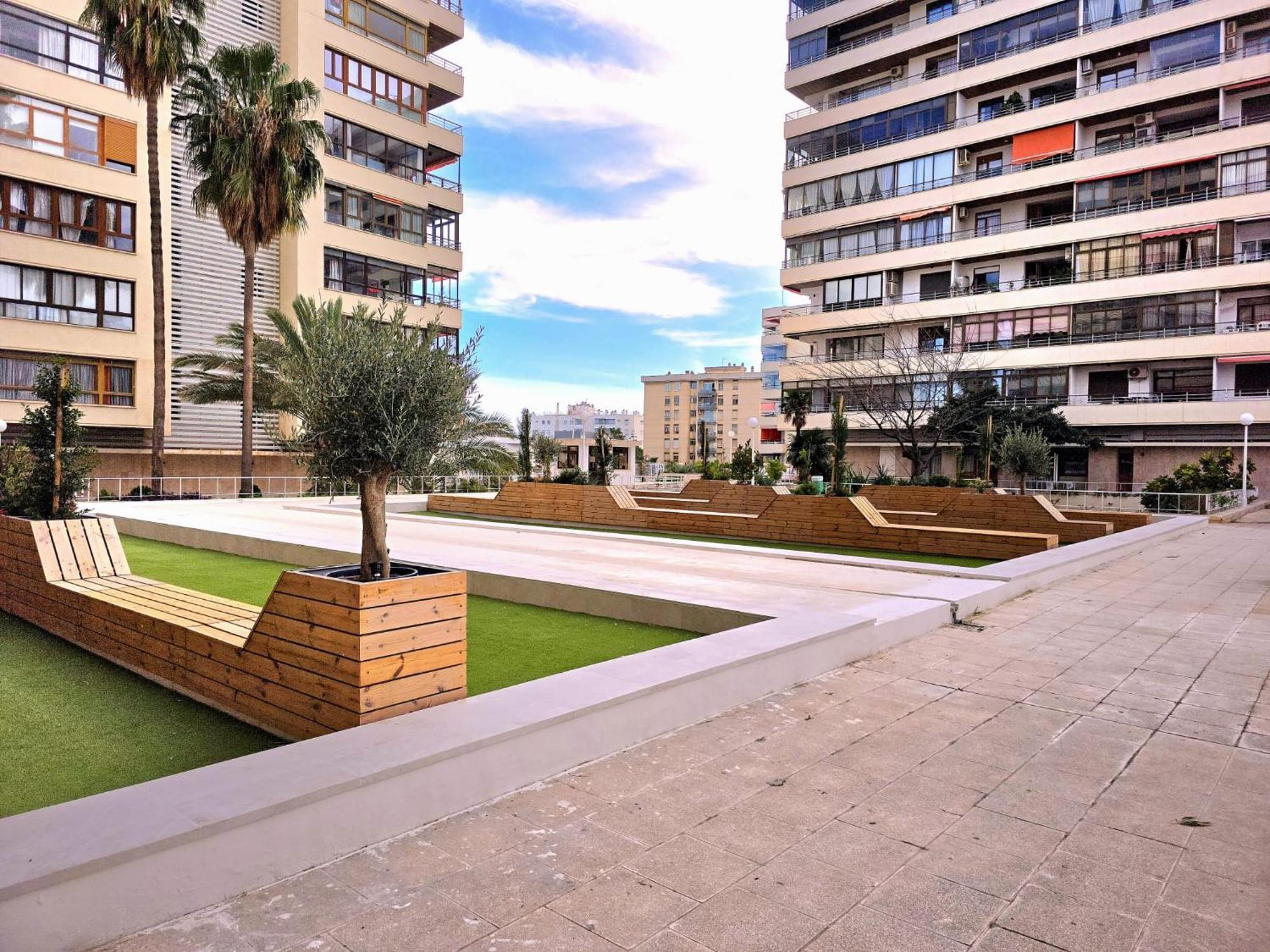 Nogalera Rainbow 2-Bedroom Apartment, Pool And Parking By Namaste Elite Τορρεμολίνος Εξωτερικό φωτογραφία