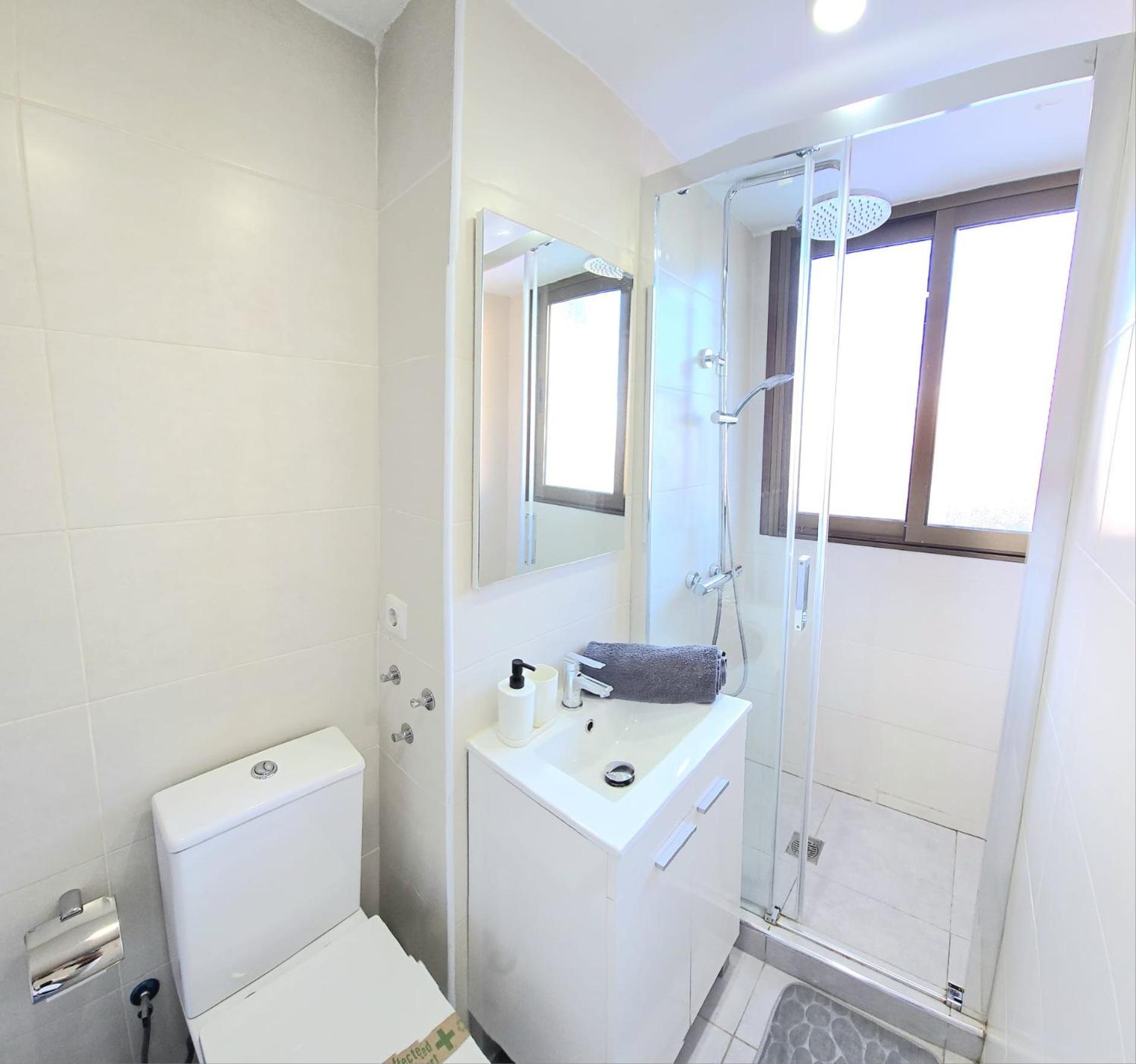 Nogalera Rainbow 2-Bedroom Apartment, Pool And Parking By Namaste Elite Τορρεμολίνος Εξωτερικό φωτογραφία